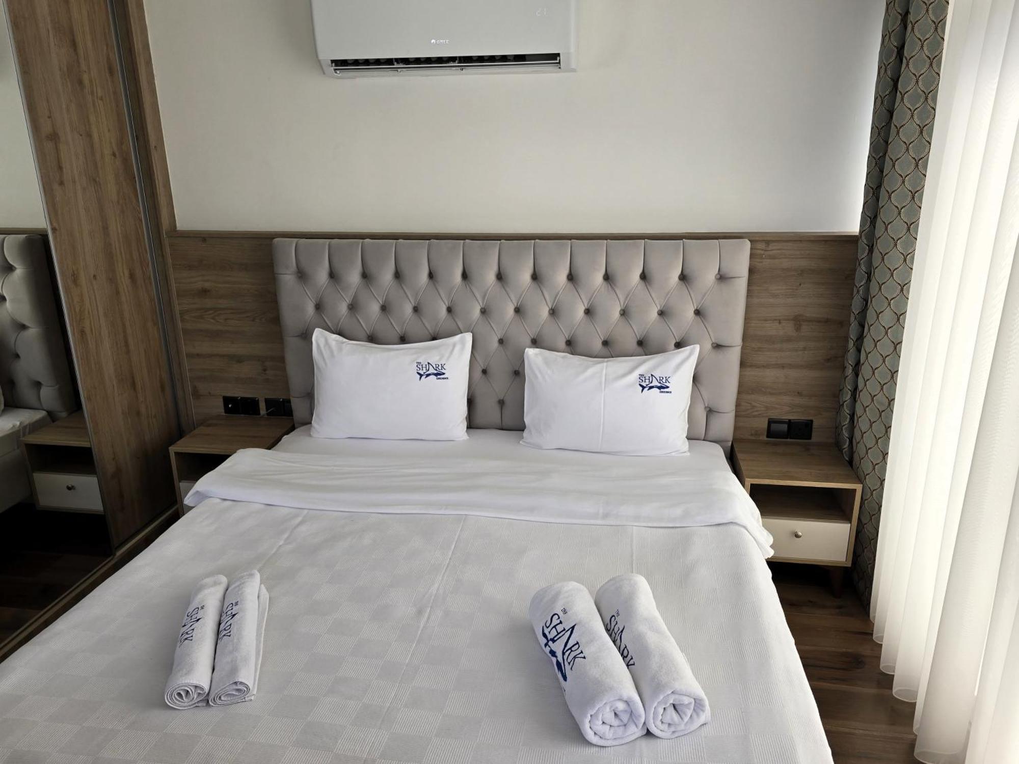 Nurel Shark Residence Kyrenia  Bagian luar foto