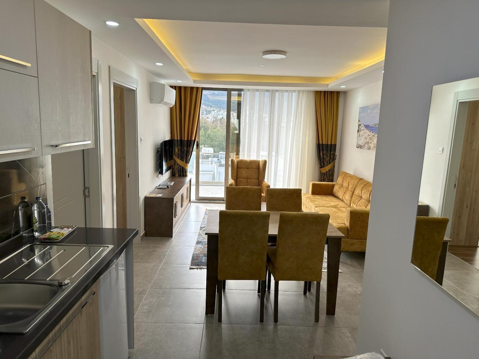 Nurel Shark Residence Kyrenia  Bagian luar foto