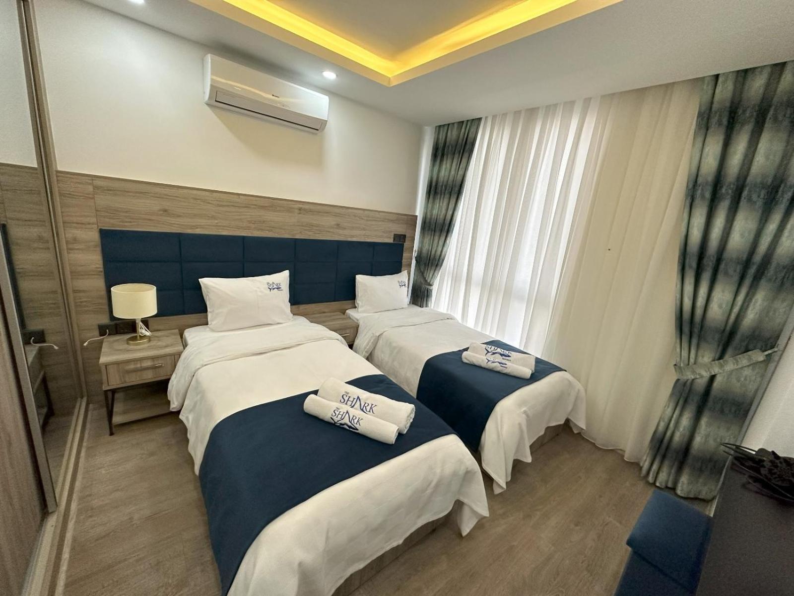 Nurel Shark Residence Kyrenia  Bagian luar foto