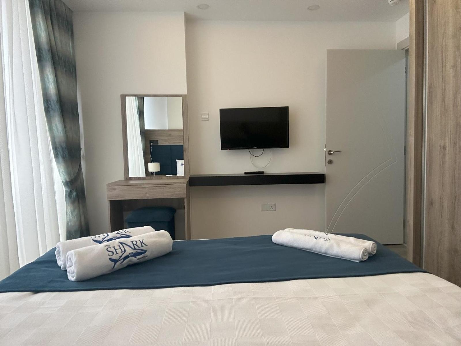 Nurel Shark Residence Kyrenia  Bagian luar foto
