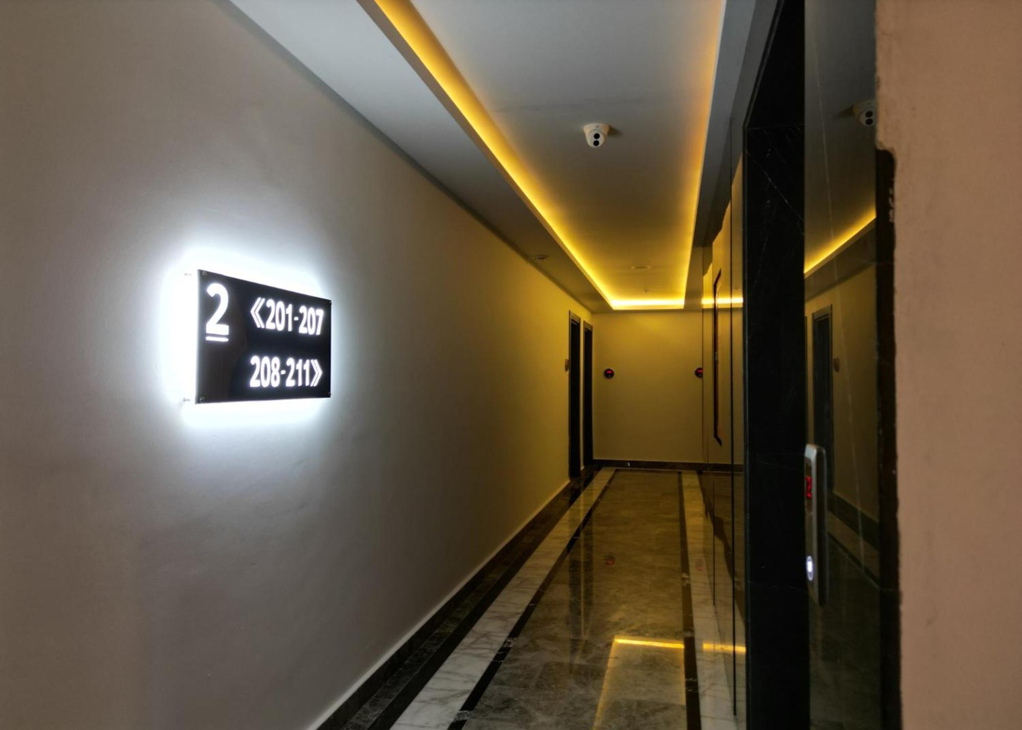 Nurel Shark Residence Kyrenia  Bagian luar foto